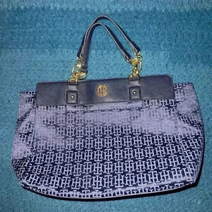 Tommy Hilfigure Blue Bag